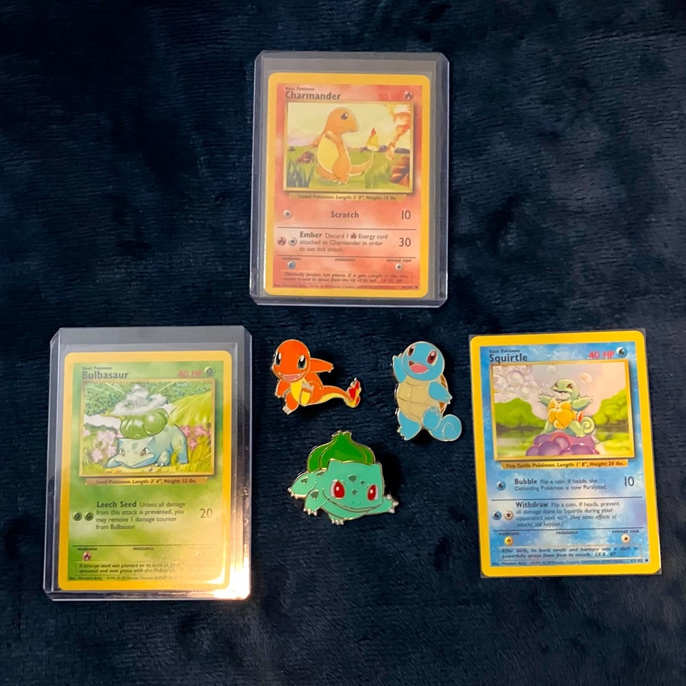 Original Pokémon Card Lot x3 Charmander Bulbasaur Squirtle Base Set w/ Pins incl